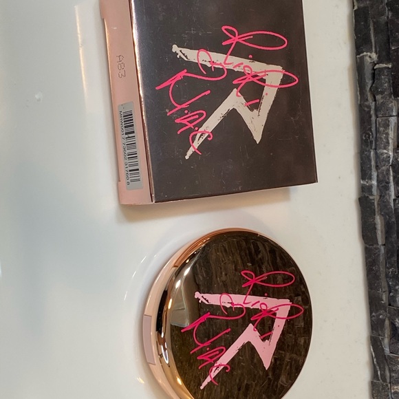 MAC Cosmetics Other - Rihanna RiRi MAC Makeup MAC Cosmetics Other - Rihanna RiRi MAC Makeup